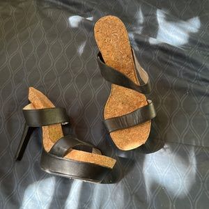 Jessica Simpson heels